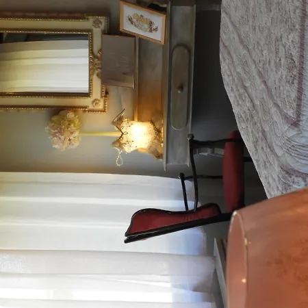 Bed & Breakfast L'ecrin Du Val De Sambre